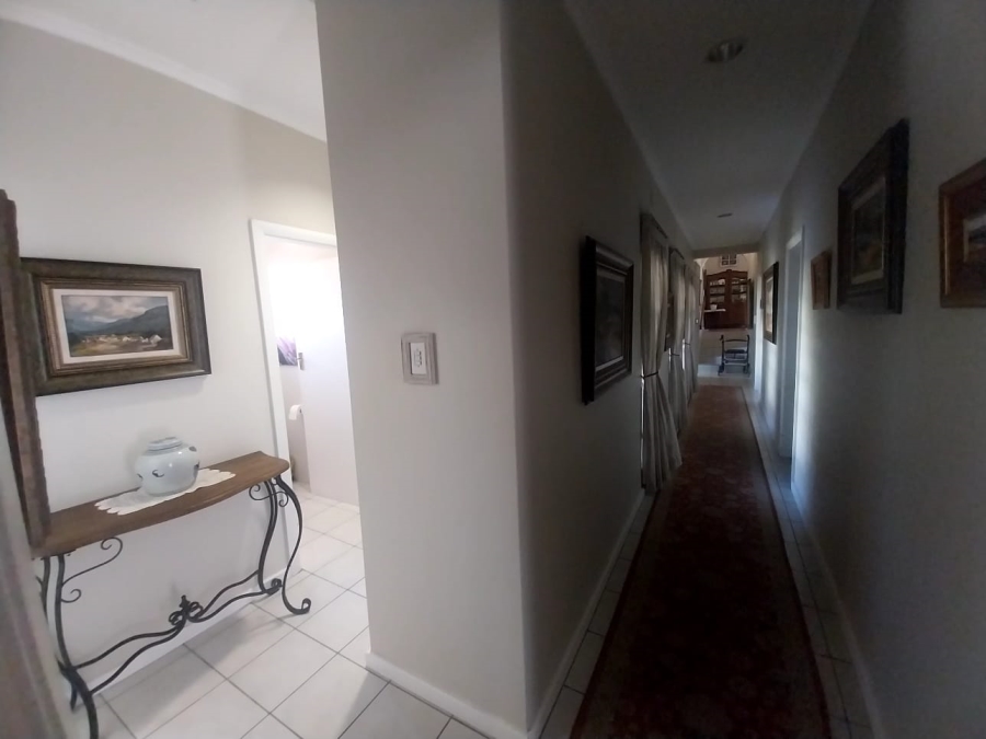 5 Bedroom Property for Sale in Robertson Western Cape